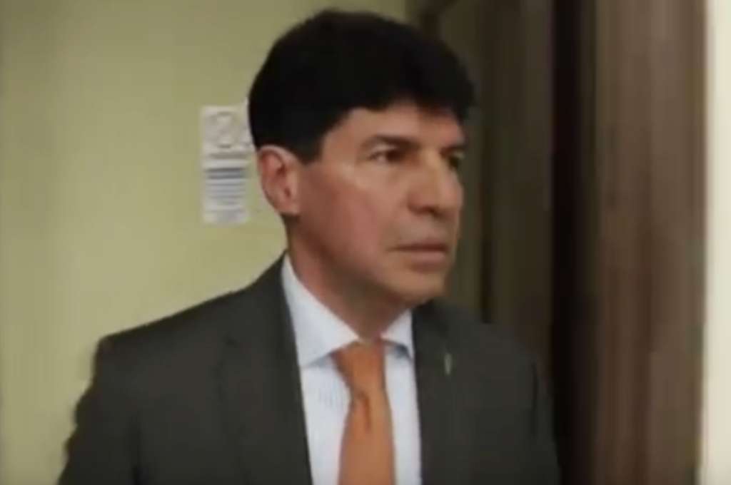 Cuando a los periodistas se nos estigmatiza con mentiras están afectando directamente la legitimidad de nuestra labor. No bastan unas disculpas. / Foto: Video de Noticias Uno