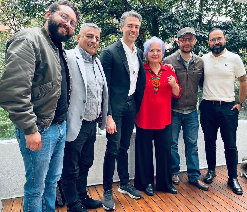 El comité político del Pacto Histórico se reunió con el exalcalde de Medellín Daniel Quintero.