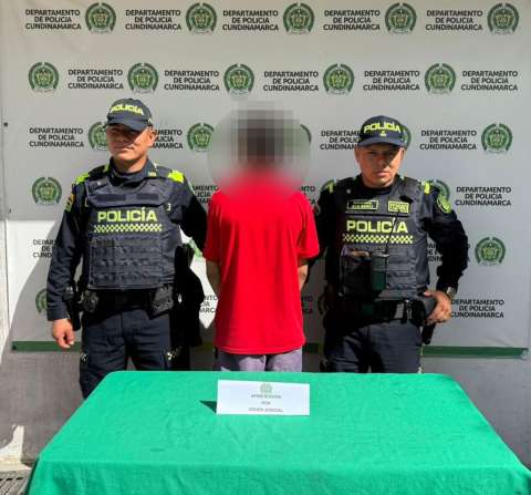 Aprehenden a menor de 14 años por su responsabilidad en el homicidio de mujer en Girardot