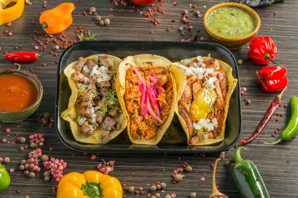 Del 28 de enero al 7 de febrero regresa el Taco Fest, un festival gastronómico que exalta este icónico platillo de la cocina mexicana, a través de más de 30 restaurantes en Bogotá y Cali.
