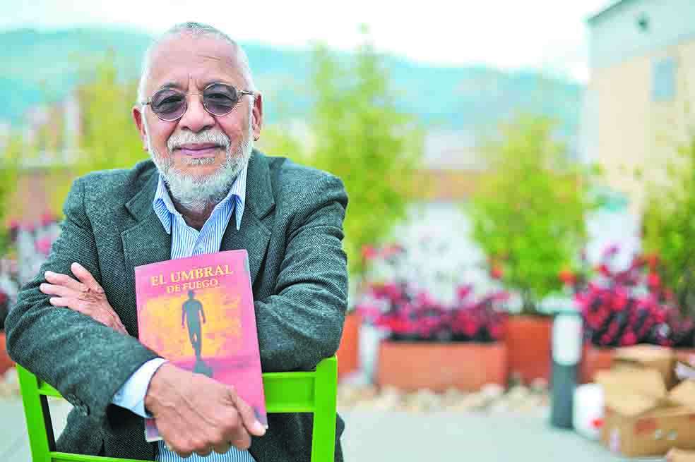 Después de más de 20 años de vivir en el exterior, el cataqueño Eduardo Márceles Daconte retornó a Colombia en 2004. / Cristian Garavito - El Espectador