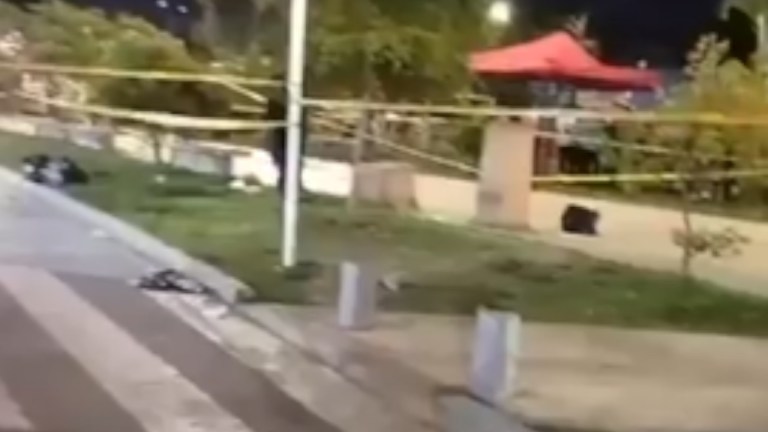 Familiar de víctimas de masacre en Cali dice saber quién los asesinó