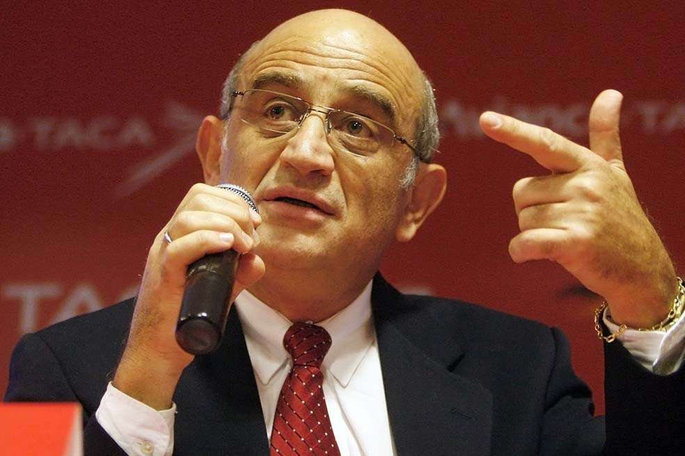 Germán Efromovich, y su hermano José, fueron capturados la semana pasada mientras la Fiscalía adelanta una investigación en su contra por delitos relacionados a casos de corrupción.