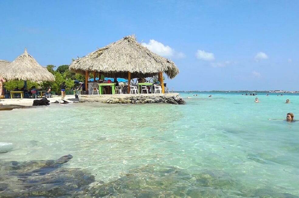 Isla Múcura hace parte del Archipiélago de San Bernardo, en el Caribe colombiano. / Wikimedia Commons