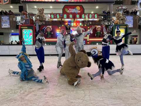 ¿Sin planes para el receso escolar? Conozca la pista de hielo y otras actividades en Bogotá