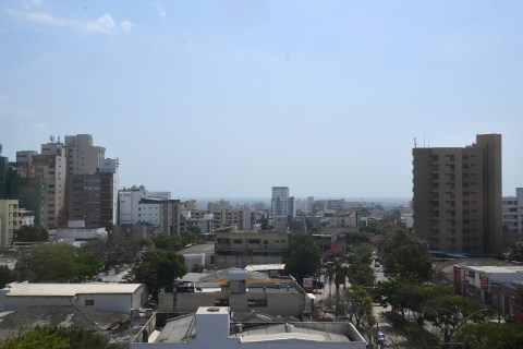Con disfraces robaron sede del Banco de Bogotá, en Barranquilla