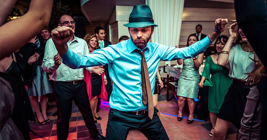 ¿Bailar revela el atractivo sexual de los hombres?