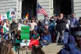 Los jóvenes votan por Trump, pero eso no cambia su ideología