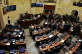 Los 45 senadores que solicitan al Gobierno Nacional reanudar negociaciones con Fecode