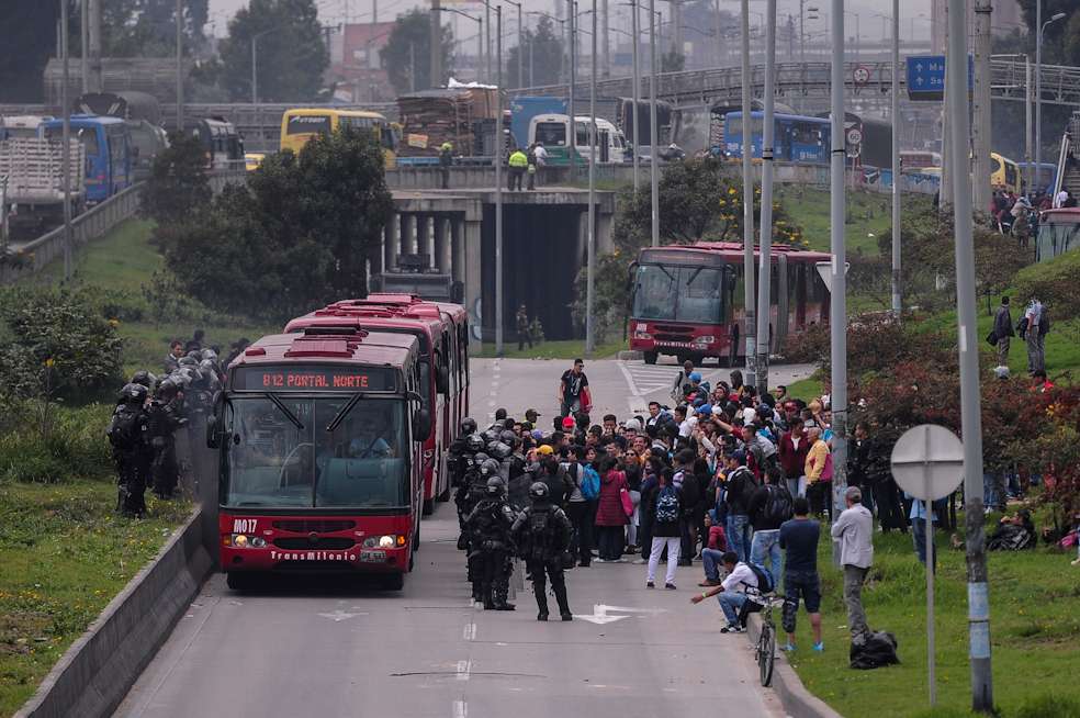 En los corredores de TransMilenio, hubo 284 bloqueos que significaron 1.459 horas de inactividad del sistema.