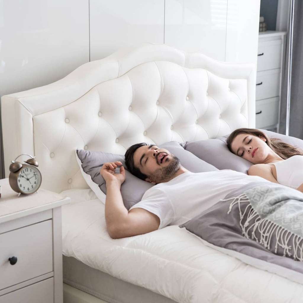 Así es Motion Pillow, la almohada que detecta los ronquidos y los detiene moviendo la cabeza de la persona dormida