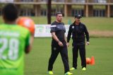 Los técnicos colombianos pierden terreno en la Liga Águila