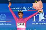 El ecuatoriano Jhonatan Narváez se llevó la etapa inaugural del Giro de Italia 2024