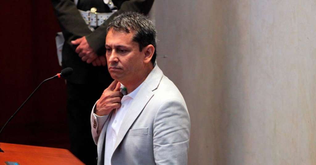 Condenado a 40 años por nexos con paramilitares. Se sometió a la JEP