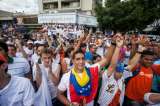 Oposición venezolana presiona en la calle por referendo contra Maduro