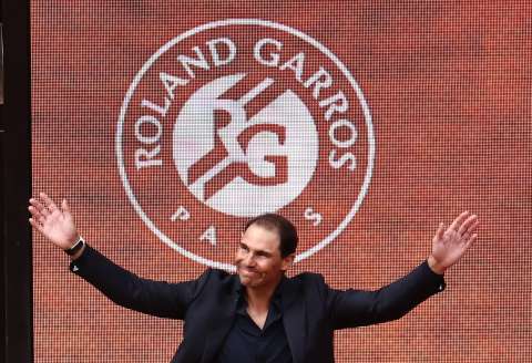 Con Federer, Djokovic y Murray de testigos, Roland Garros rindió homenaje a Nadal