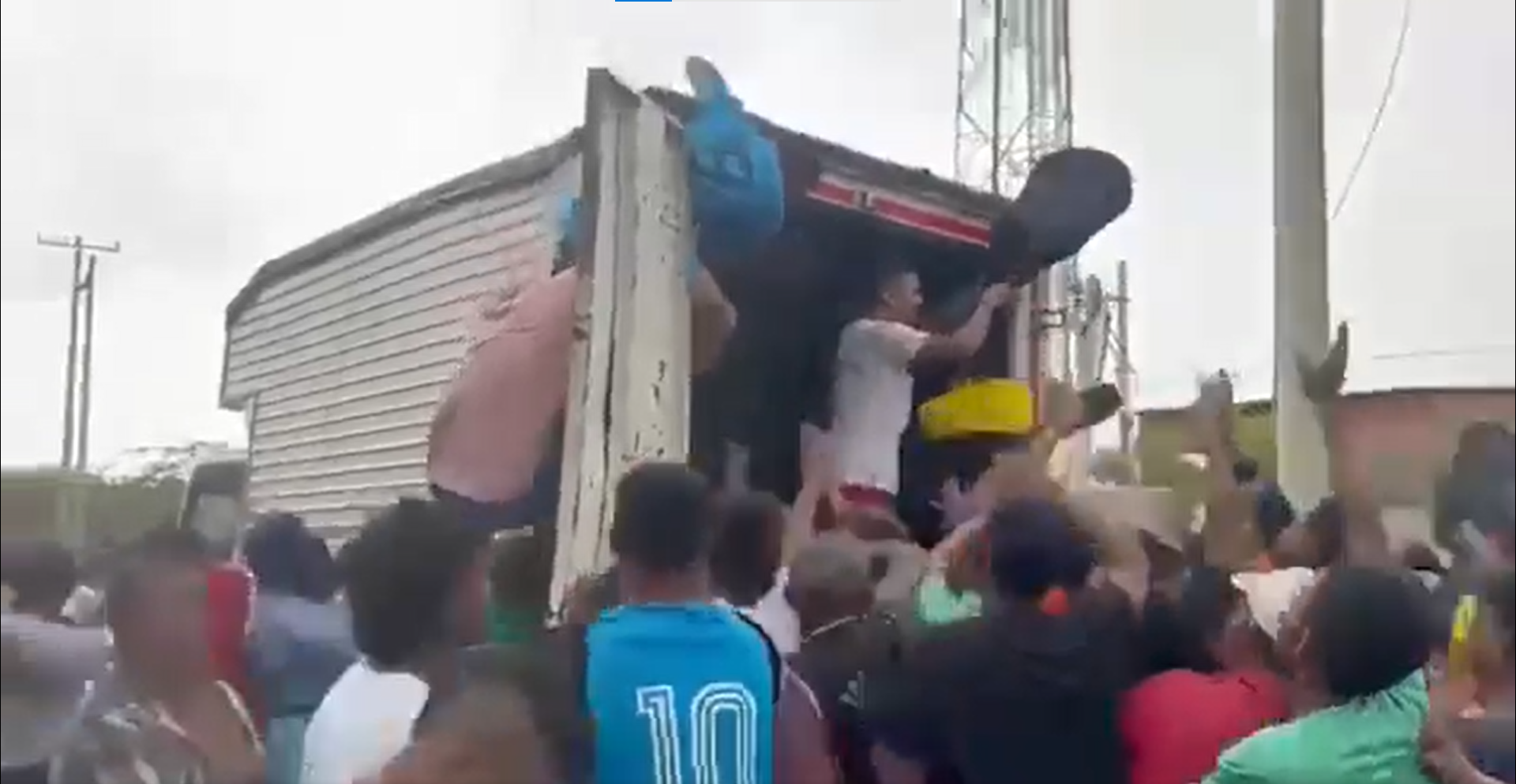 Robo de guitarras en Tasajera