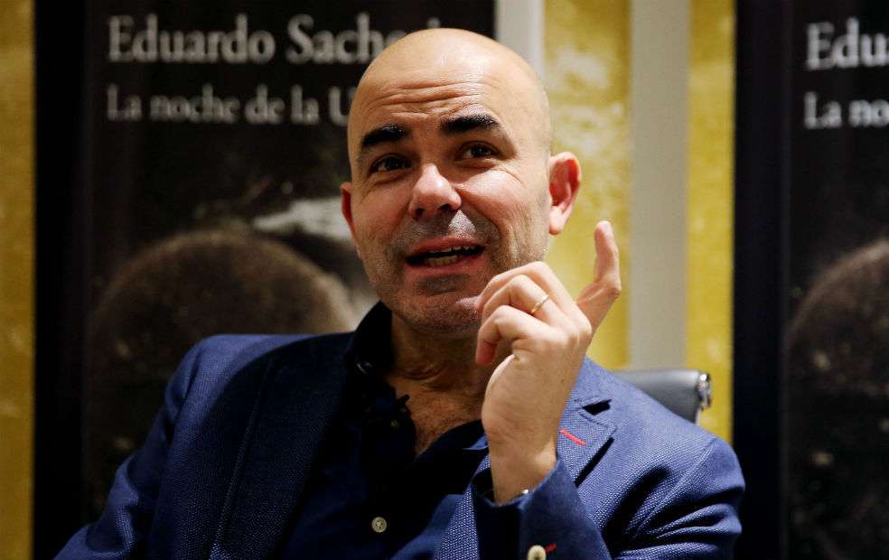 Eduardo Sacheri, uno de los invitados especiales de la pasada Feria del libro de Bogotá.  / Afp
