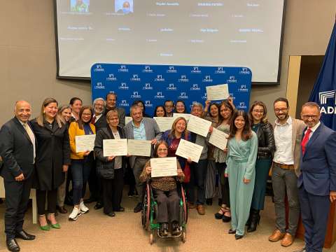 Emprendedores de 27 departamentos recibieron por primera vez educación financiera