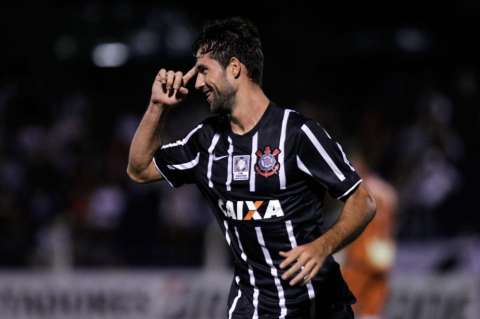 Con golazo de Guerrero, Corinthians mata el sueño de Danubio en la Libertadores
