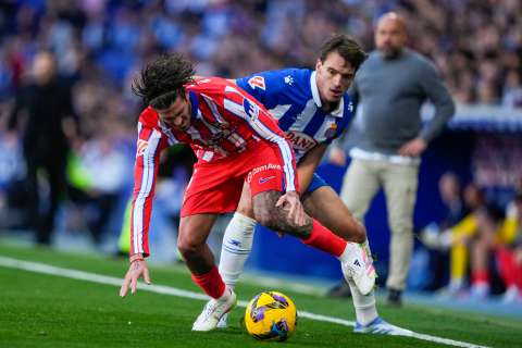 Atlético de Madrid sigue en mala racha y se aleja del título de la liga española