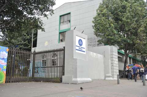 El rastro de los panfletos que amenazan a líderes de las universidades públicas de Bogotá
