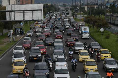 Su carro podrá ser etiquetado en 2023, según el nivel de contaminación que genere