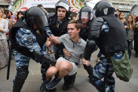 Gritar contra Putin lo puede llevar a la cárcel