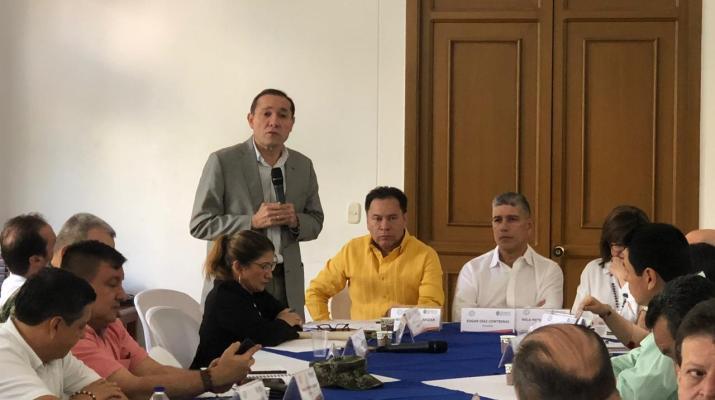 Durante la sesión de la Comisión de Paz en Cúcuta, pidieron a los senadores que el tema de migración en el Plan de Desarrollo sea discutido con las ciudades fronterizas. / Prensa Antonio Sanguino