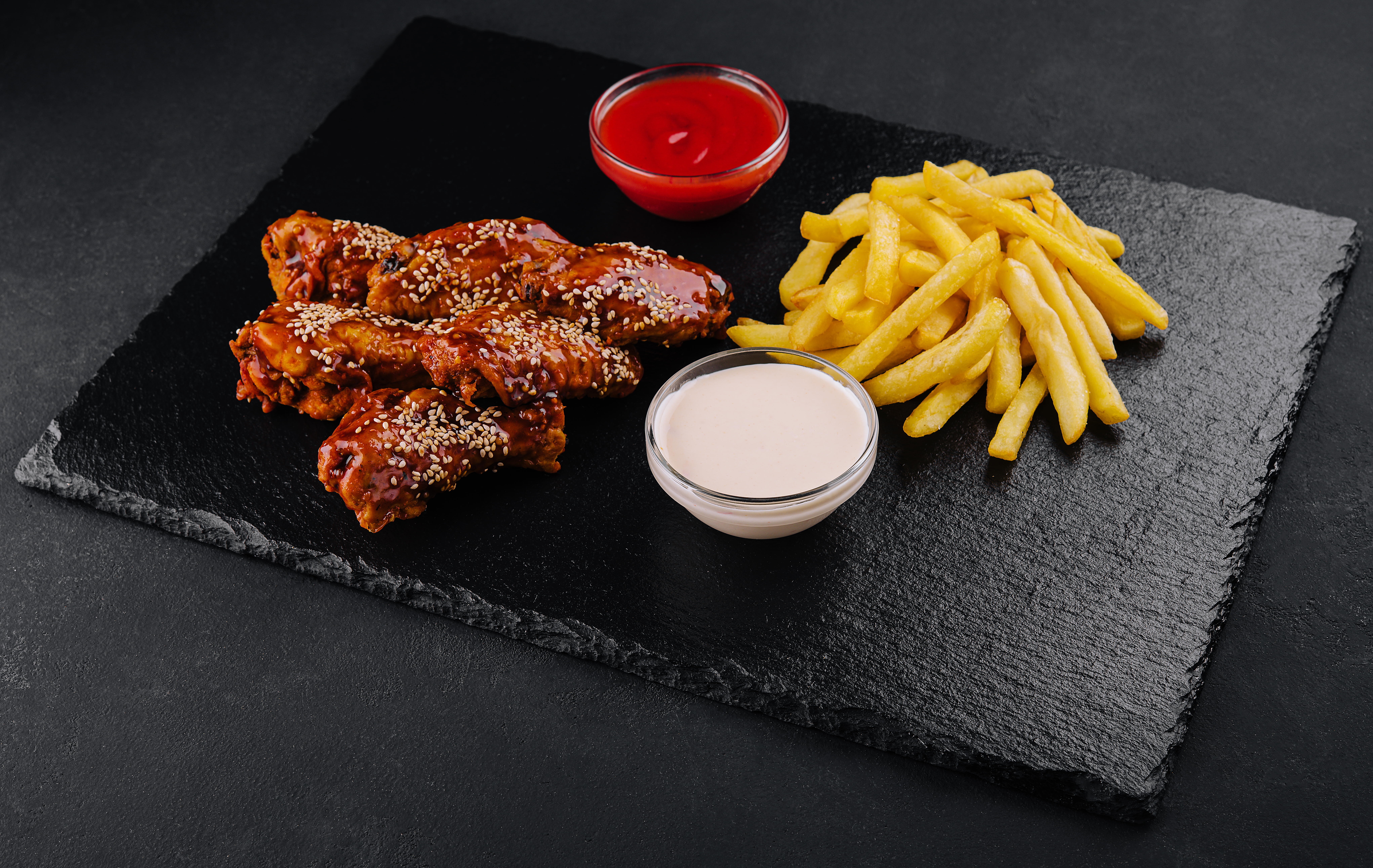 Pollo con salsa búfalo