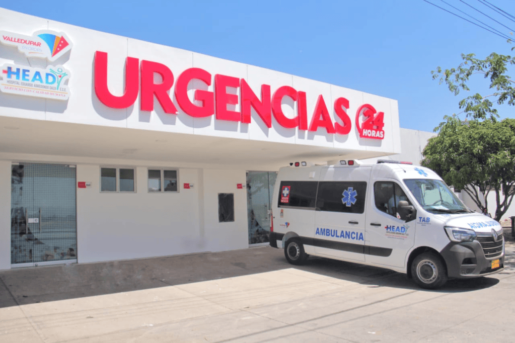 Yuliana Ángel, lideresa trans, acudió a urgencias en Valledupar por un fuerte dolor abdominal. En lugar de recibir atención médica, ella fue víctima de discriminación.