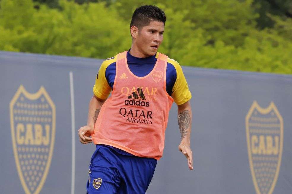 Jorman Campuzano durante un entrenamiento de Boca Juniors.