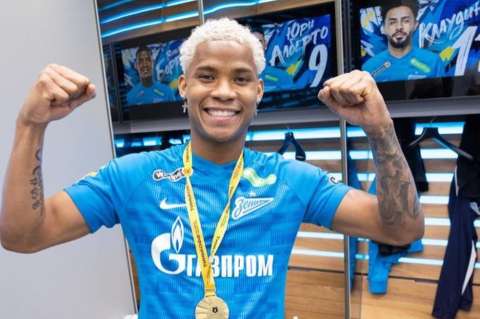Wilmar Barrios se reportó en los entrenamientos de Zenit