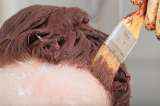 3 formas de tapar las canas en casa de manera natural sin químicos