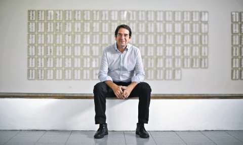 “Sin principio / Sin final”: una exposición sobre las palabras