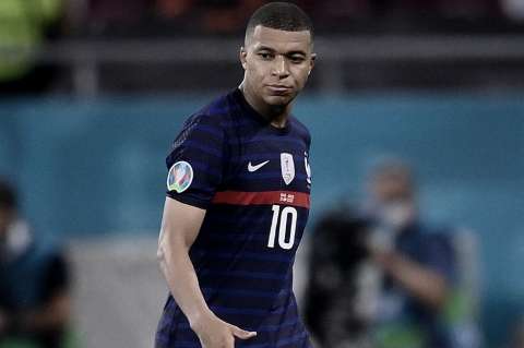 Video: El penalti fallado por Mbappé que dejó a Francia eliminada de la Eurocopa
