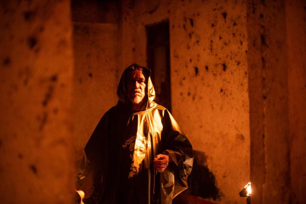Escena de "Memento Mori", ópera prima de Fernando López, que será la película de apertura del FICCI 62.