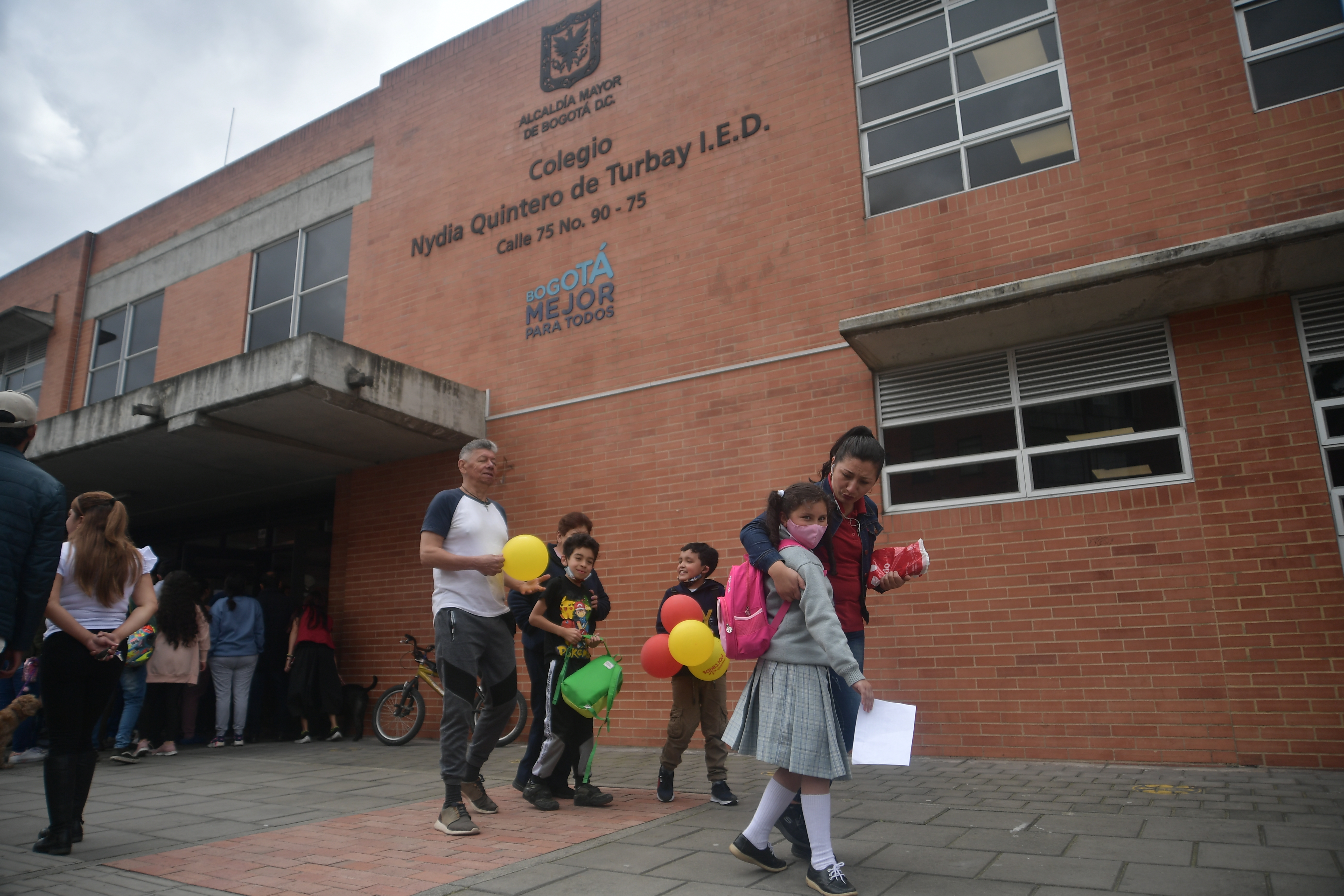 Aspectos externos de esta institución educativa distrital ubicado en Bogotá