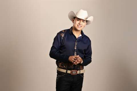 Yeison Jiménez se molestó en show de fin de año: “No lo volveré a hacer”