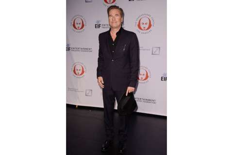 Val Kilmer niega tener cáncer de garganta, desmiente a Michael Douglas