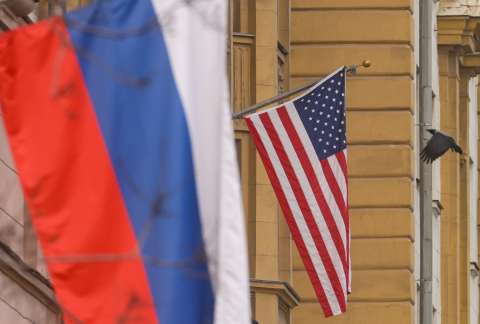 Negociadores de EE. UU. rumbo a Rusia para hablar de un alto el fuego en Ucrania