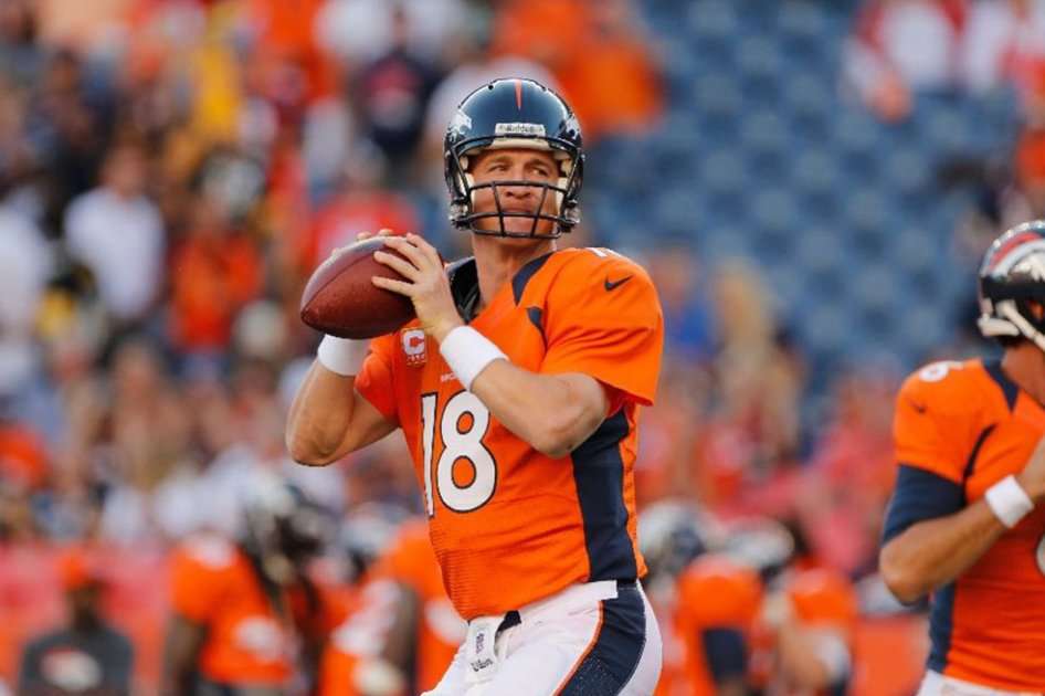 Peyton Manning, mariscal de los Broncos de Denver.//AFP