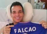 El regalo de Falcao García a Alexis Viera