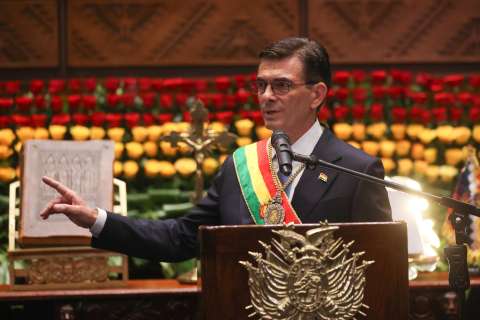 Rodrigo Paz se posesionó como presidente de Bolivia: “Nunca más aislada del mundo”