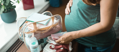 ¿Qué necesita un bebé recién nacido en el hospital?