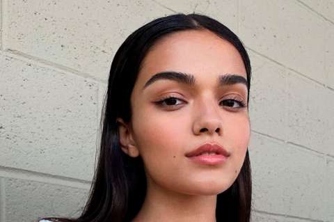 La colombiana Rachel Zegler será la nueva Blanca Nieves y ya genera polémica