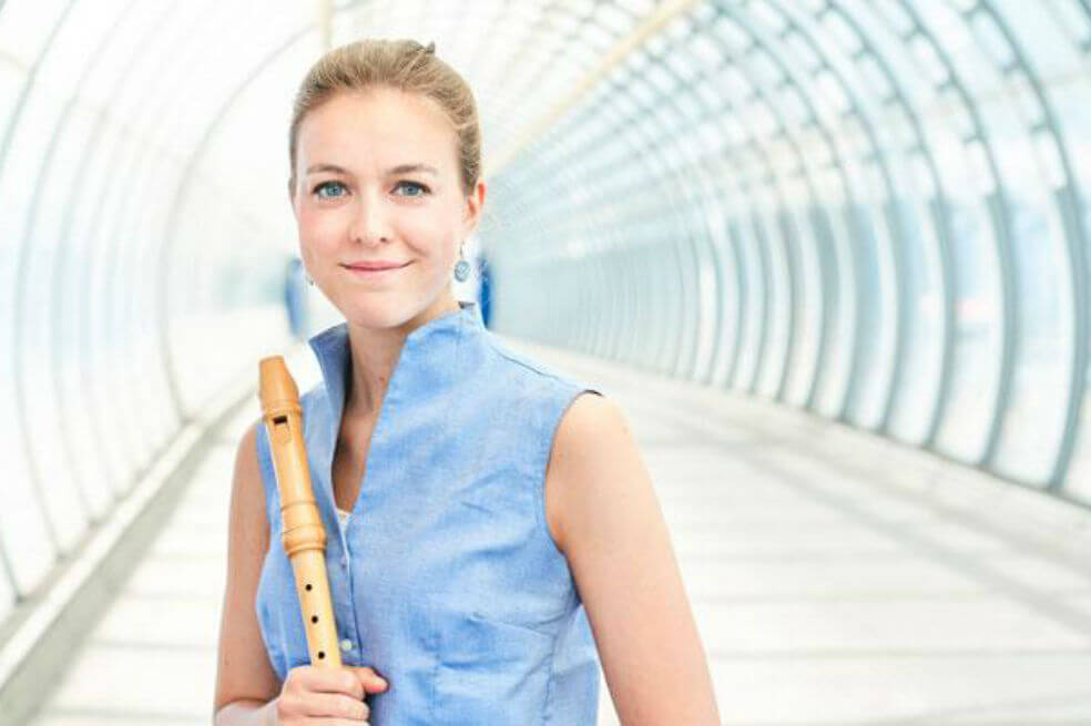 La flautista Tabea Debus ha recorrido el mundo como una de las solistas más destacadas de la música europea antigua. / Cortesía