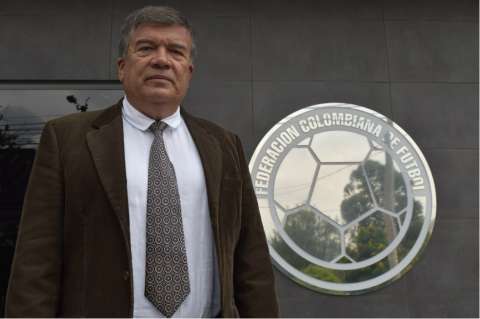 “Colombia debe jugar tranquila y esperar la oportunidad de concretar”, Nelson Abadía