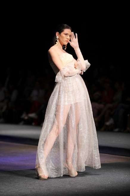 DISEÑADORA THELMA ESPINA