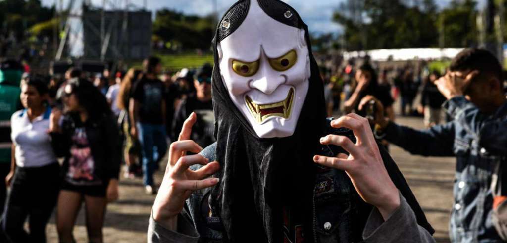 Los asistentes de Rocl al Parque 2017 nos contaron una a una las bandas que sueñan ver en tarima algún día en el festival. / Shock